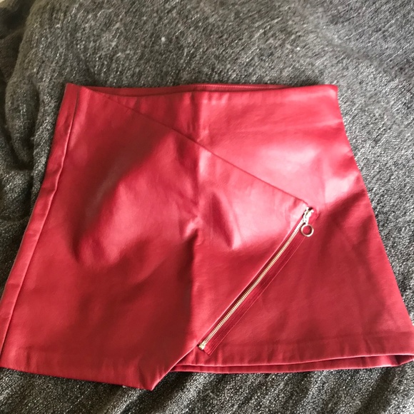SOLD! Zara Trafaluc Leather Mini Skirt in Dark Red - Picture 7 of 7